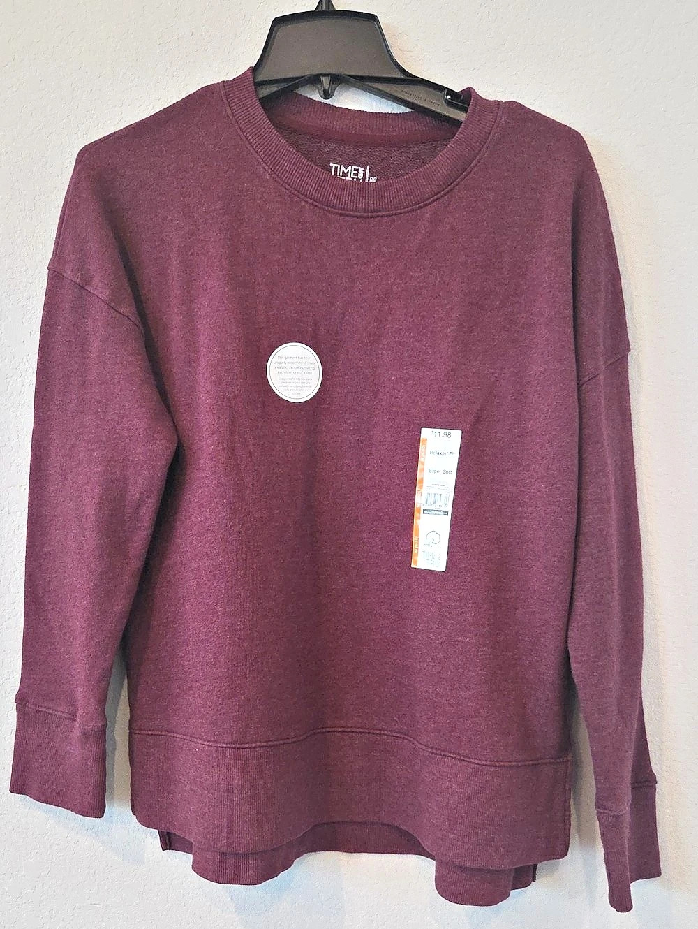 Time and Tru Super Soft Relaxed Fit Sweatshirt Purple Burgandy  Medium New